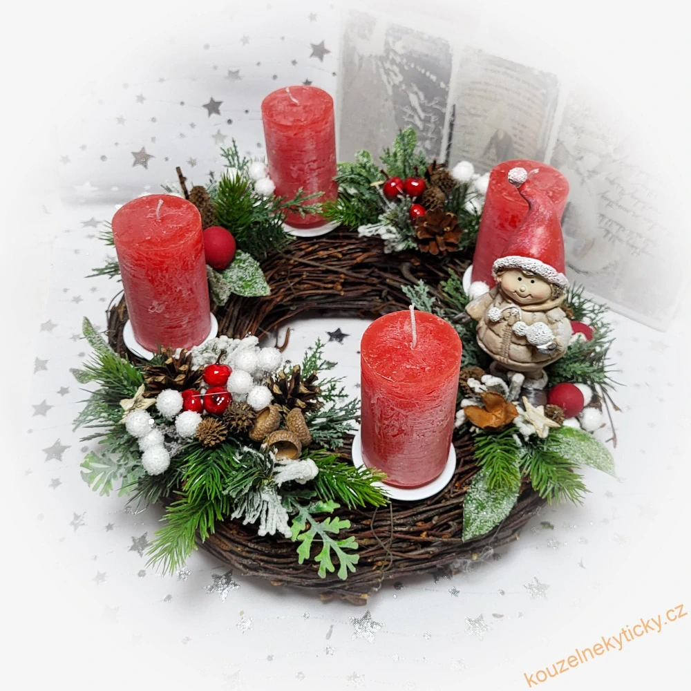 Adventní věnec proutěný - červený s figurkou