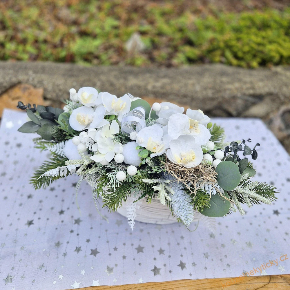Vánoční dekorace "lodička" - s vánočními orchidejkami