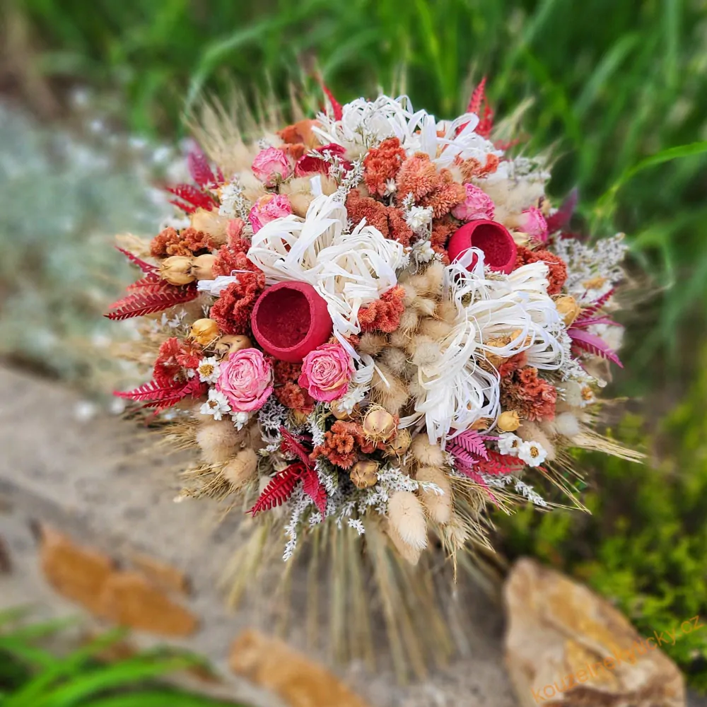 Sušinová kytice - Wine 