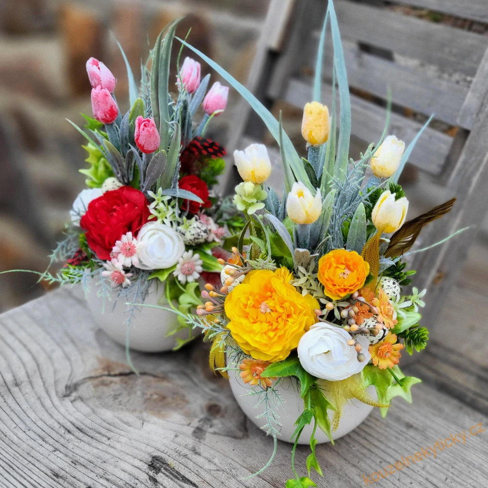 Velikonoční skořápka  - tulipánky / do červena/