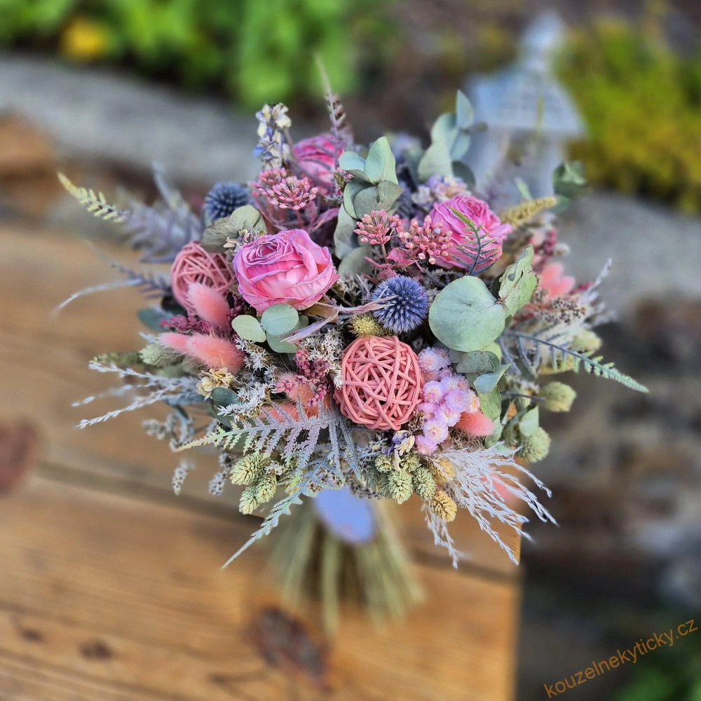 Svazek sušených květin  -  varianta 2