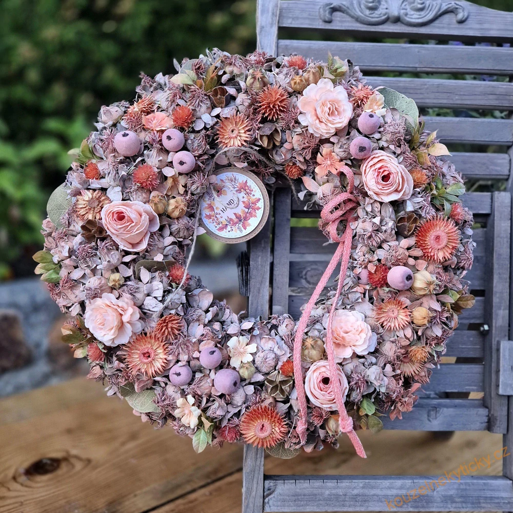 REZERVACE Věnec sušinový -  Meruňkový 