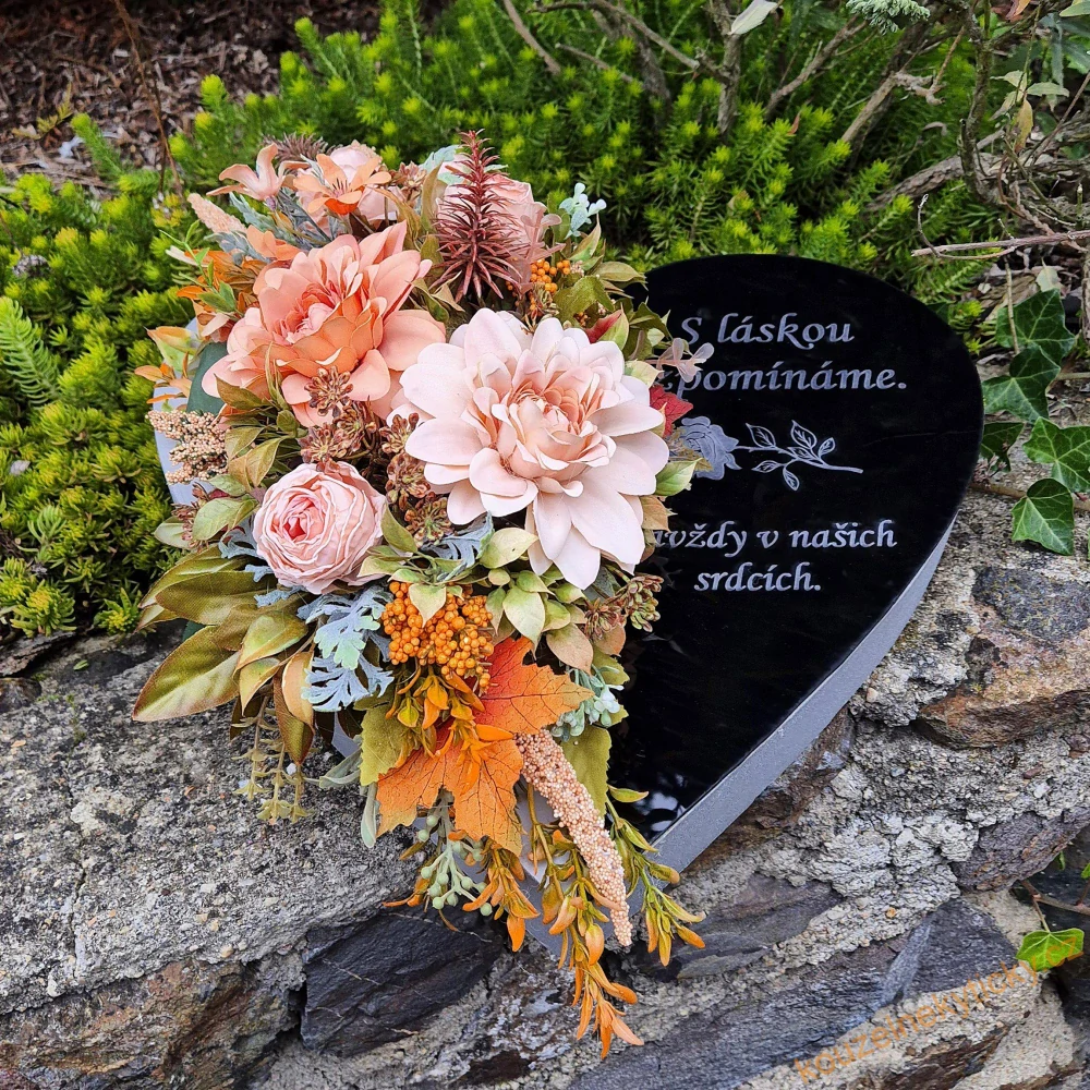   Vánoční srdce s nápísy - Do bíla 