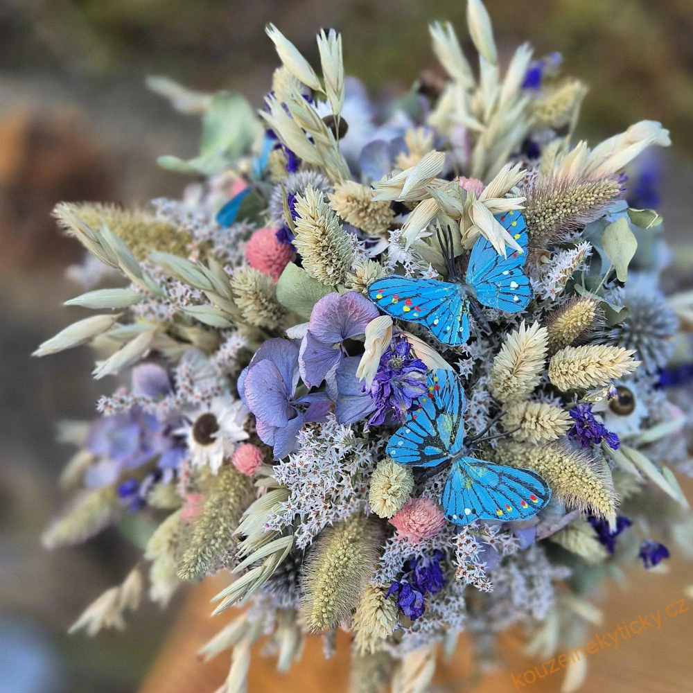  Dekorace sušinová  - v plecháčku - růžová 