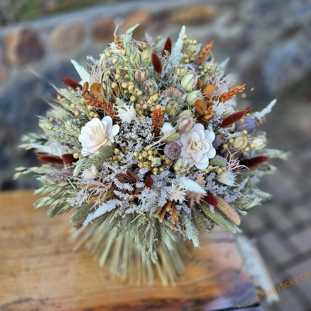 REZERVACE Sušinová kytice samostojící velká - Hnědo-krémová