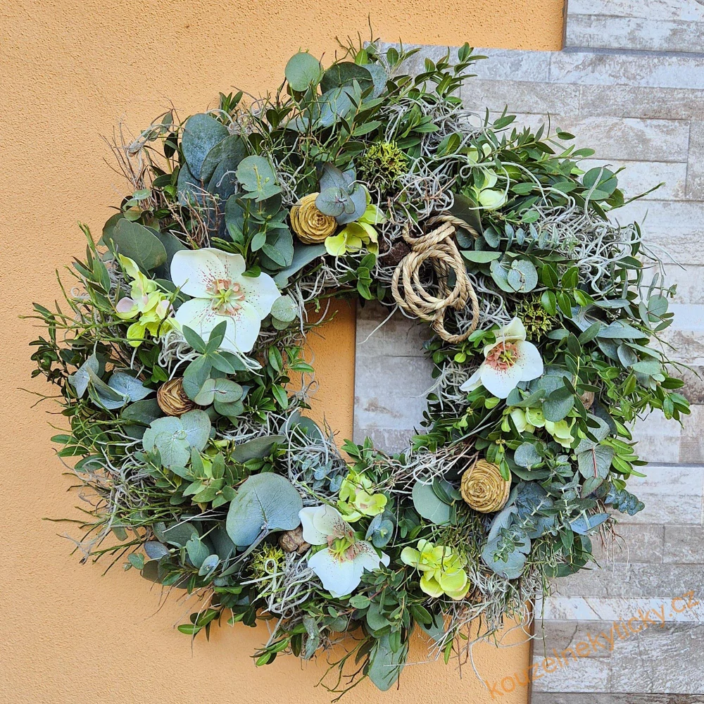  Věnec přírodní živý větší   -  Modré laďonky 