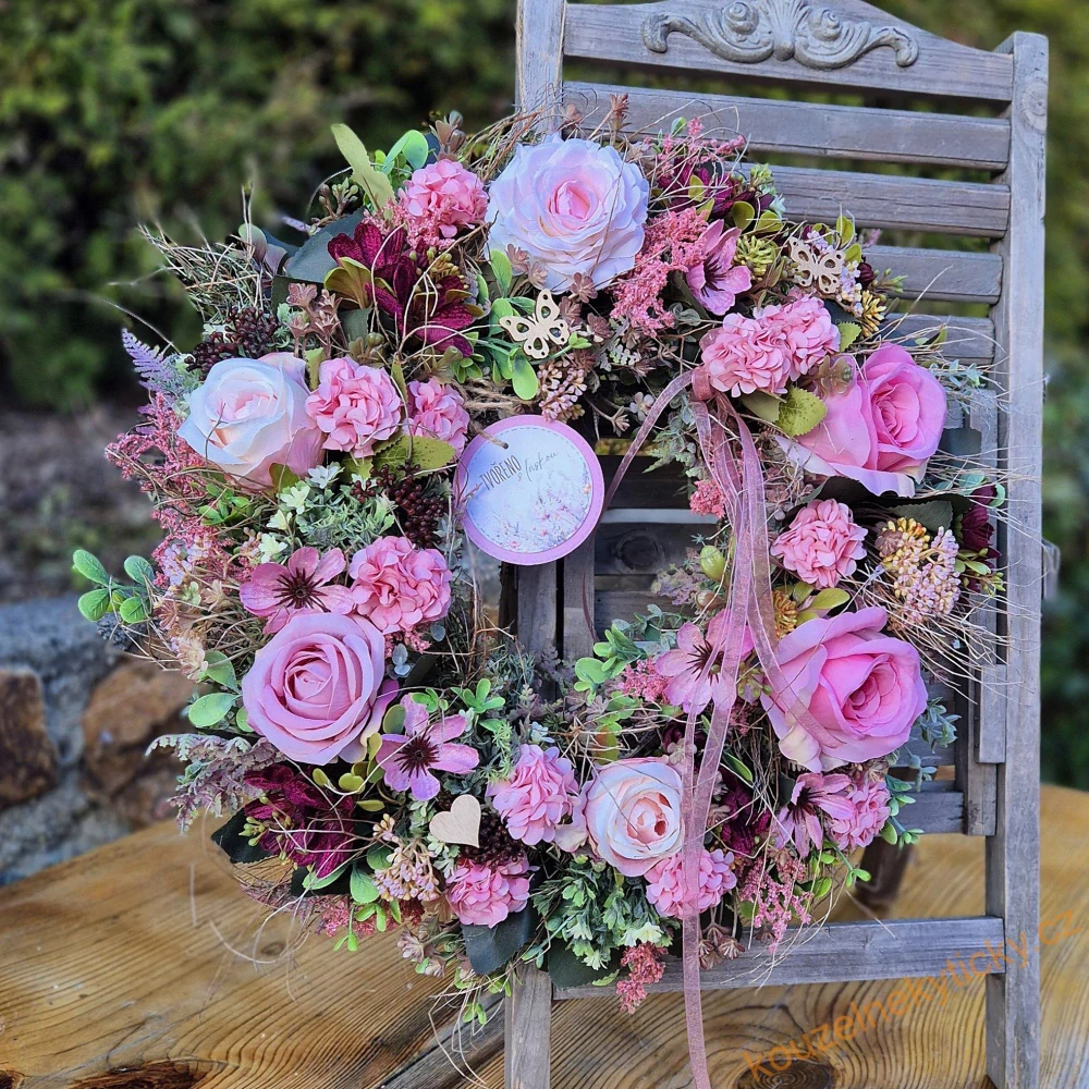  Květinový věnec -  Růžové růže 