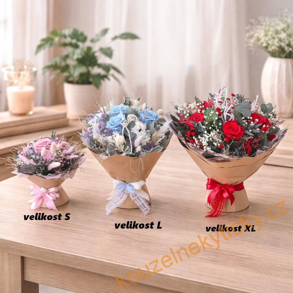 Sušinová kytice samostojící L - stabilizované blankytné   růže 