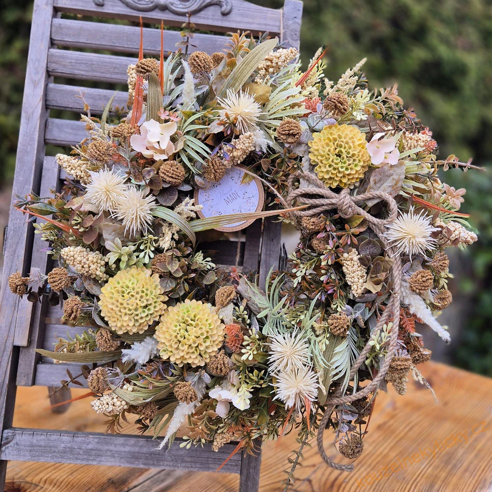  Umělý jako sušený věnec -  Kombinace hnědé a žluté