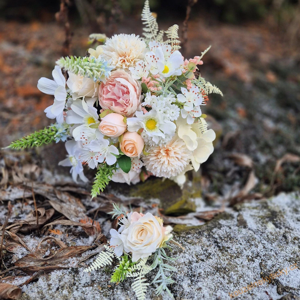 REZERVACE  - Svatební kytice do krémova 