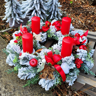 Adventní  věnec vázaný - Klasicky do červena 
