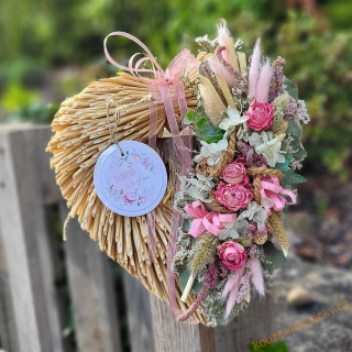  Slaměnné srdíčko -  Růžové sušené růžičky 