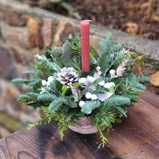 Vánoční živý svícen v košíčku - starorůžový 