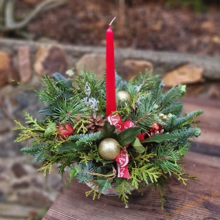 Vánoční živý svícen v košíčku - zlato/červený