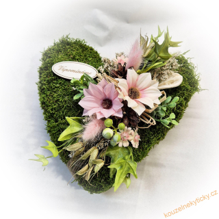 Smuteční mechové srdíčko velikost M -  růžové 
