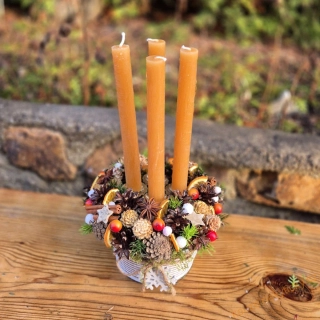 REZERVACE Adventní svícen - Medové svíčky, pomeranče, tradice 