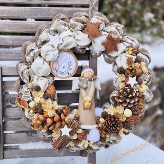 Zimní věnec juta/přírodniny -  Andělka hnědá 1/2 zdobený 