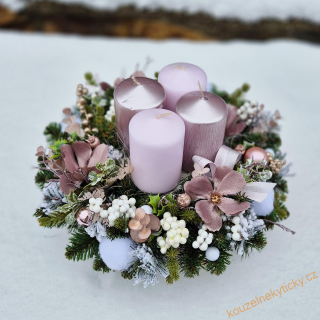 Adventní věnec / umělý / - rose 