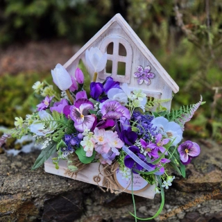 REZERVACE  arní domeček S   - fialkový 