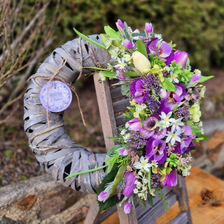 Proutěný věnec - Fialkovo-bílý 