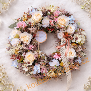  Květinový věnec -  Krémové růže 